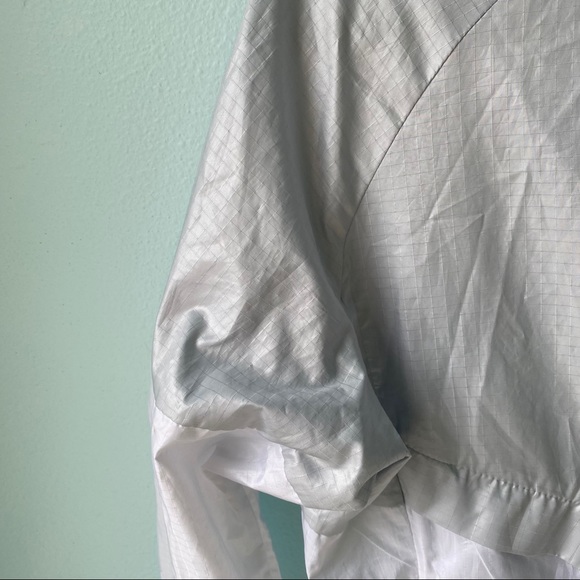 Gray and White Nike Windbreaker Zip Up Jacket - Picture 6 of 7